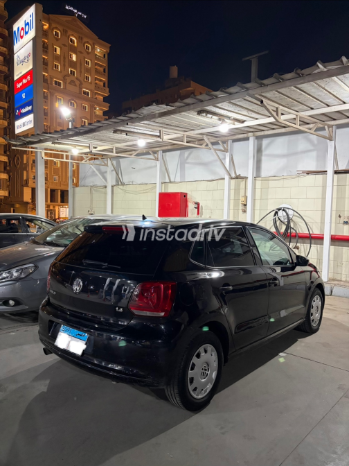 Volkswagen Polo 2011 Black Automatic Used for Sale in Greater Cairo ( Cairo + Giza) - 7