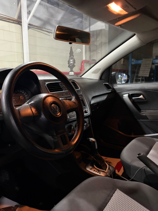 Volkswagen Polo 2011 Black Automatic Used for Sale in Greater Cairo ( Cairo + Giza)
