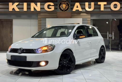 Volkswagen Golf 6 2012 White Automatic Used for Sale in Cairo - 1