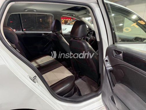 Volkswagen Golf 6 2012 White Automatic Used for Sale in Cairo - 9