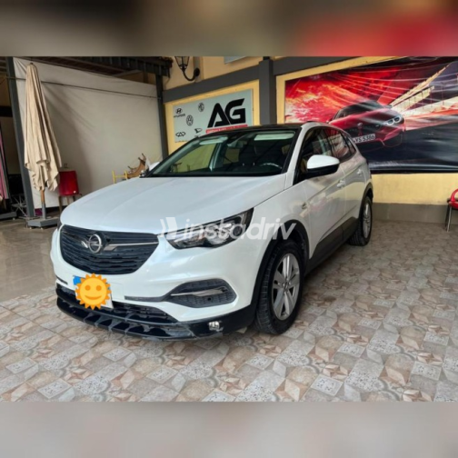 Opel Grandland 2018 White Automatic Used for Sale in Tala - 1