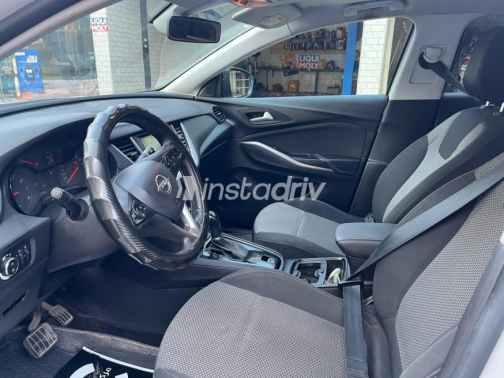 Opel Grandland 2018 White Automatic Used for Sale in Tala - 4