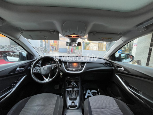Opel Grandland 2018 White Automatic Used for Sale in Tala - 5