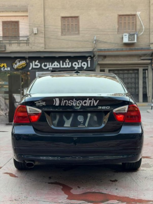بي ام دبليو 320 2007 أزرق غامق أوتوماتيك مستعملة للبيع في شبين الكوم - 8