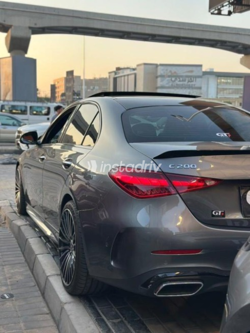 Mercedes C 200 2023 Gray Automatic Used for Sale in Sheikh Zayed City - 4