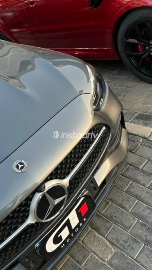 Mercedes C 200 2023 Gray Automatic Used for Sale in Sheikh Zayed City - 9