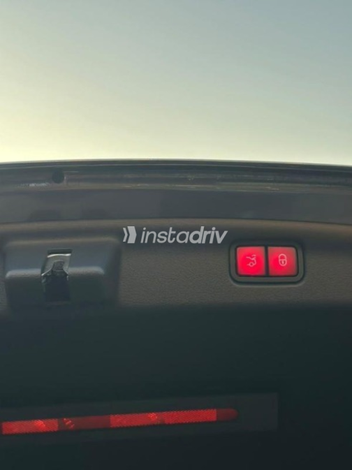 Mercedes C 200 2023 Gray Automatic Used for Sale in Sheikh Zayed City - 10