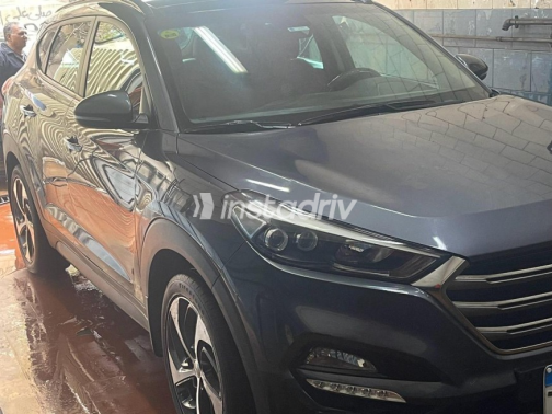 Hyundai Tucson Turbo GDI 2018 Dark Gray Automatic Used for Sale in Alexandria - 8