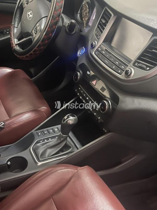 Hyundai Tucson Turbo GDI 2018 Dark Gray Automatic Used for Sale in Alexandria - 10