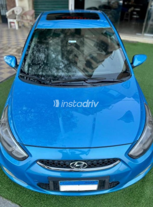 Hyundai Accent RB 2019 Blue Automatic Used for Sale in Cairo - 2
