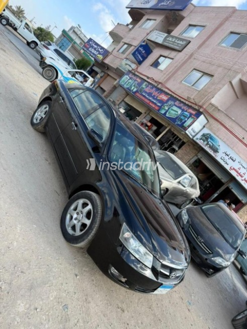Hyundai Sonata 2010 Black Automatic Used for Sale in Alexandria - 2
