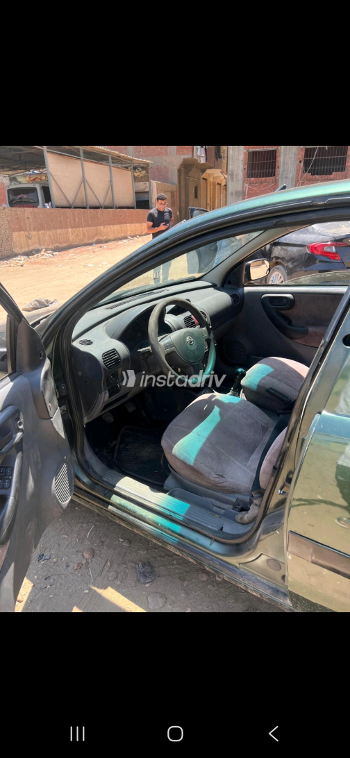 Opel Corsa 2005 Green Manual Used for Sale in Greater Cairo ( Cairo + Giza) - 5