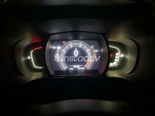 Renault Kadjar 2019 Gold Automatic Used for Sale in Nasr city - 4