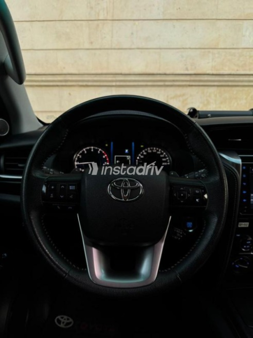 Toyota Fortuner 2023 Black Automatic Used for Sale in Nasr city - 5