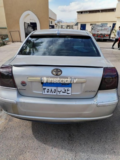 Toyota Avensis 2007 Silver Automatic Used for Sale in Gharbia - 2