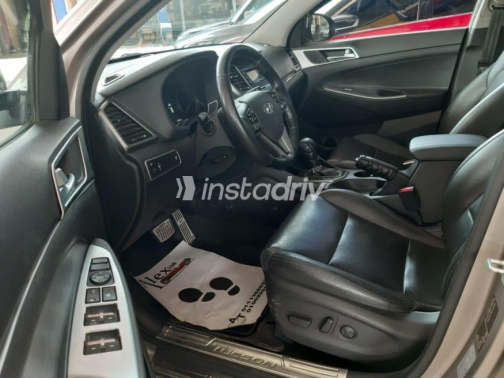 Hyundai Tucson GDI 2019 Silver Automatic Used for Sale in Nasr city - 9