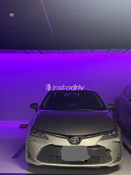 Toyota Corolla 2021 Silver CVT Used for Sale in Greater Cairo ( Cairo + Giza) - 2