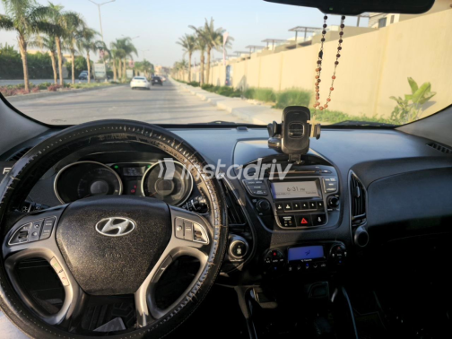 هيونداي IX 35 2014 أسود أوتوماتيك مستعملة للبيع في القاهرة الكبرى ( القاهرة - الجيزة) - 3