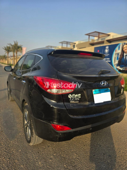 هيونداي IX 35 2014 أسود أوتوماتيك مستعملة للبيع في القاهرة الكبرى ( القاهرة - الجيزة) - 5