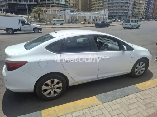 Opel Astra 2017 White Automatic Used for Sale in Alexandria - 10
