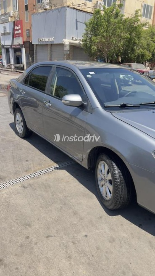 Byd F3 2023 Gray Manual Used for Sale in Sheikh Zayed City - 3