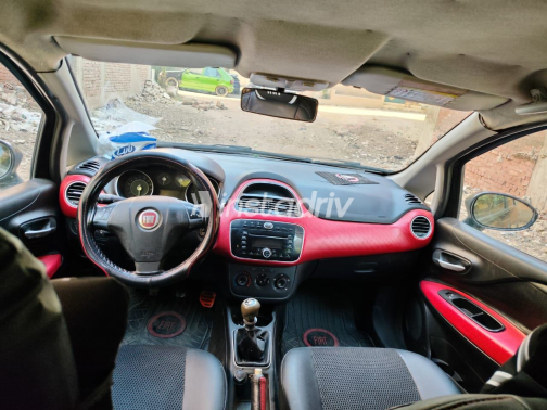 Fiat Punto 2013 Black Manual Used for Sale in Greater Cairo ( Cairo + Giza) - 6