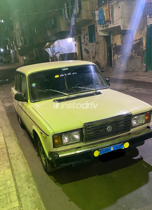 Lada 2107 1992 Beige Manual Used for Sale in Greater Cairo ( Cairo + Giza) - 4