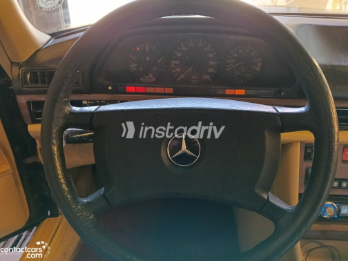 Mercedes SEL 300 1988 Black Automatic Used for Sale in Greater Cairo ( Cairo + Giza) - 3