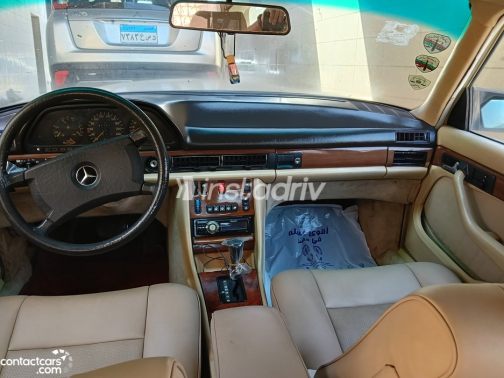 Mercedes SEL 300 1988 Black Automatic Used for Sale in Greater Cairo ( Cairo + Giza) - 7