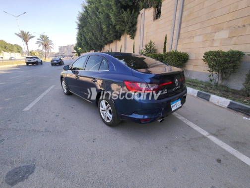 Renault Megane 2019 Blue Automatic Used for Sale in Greater Cairo ( Cairo + Giza) - 9