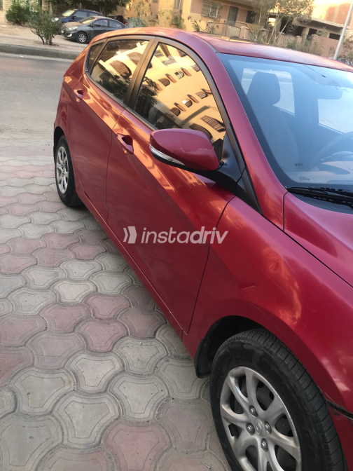 Hyundai Accent 2015 Red Automatic Used for Sale in Greater Cairo ( Cairo + Giza) - 1