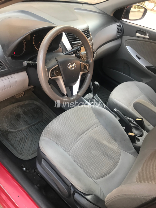 Hyundai Accent 2015 Red Automatic Used for Sale in Greater Cairo ( Cairo + Giza) - 5
