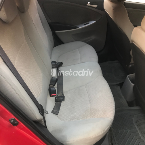 Hyundai Accent 2015 Red Automatic Used for Sale in Greater Cairo ( Cairo + Giza) - 7