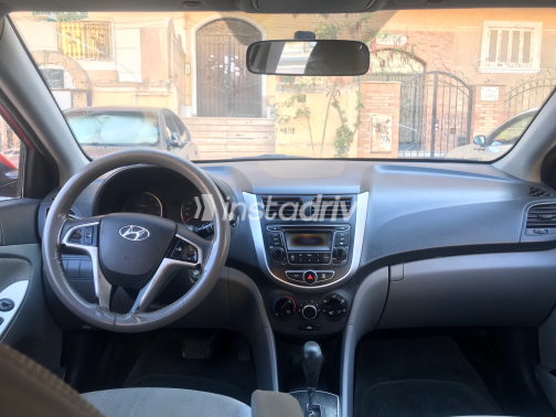 Hyundai Accent 2015 Red Automatic Used for Sale in Greater Cairo ( Cairo + Giza) - 9