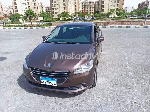 Peugeot 301 2015 Brown Automatic Used for Sale in Greater Cairo ( Cairo + Giza) - 4