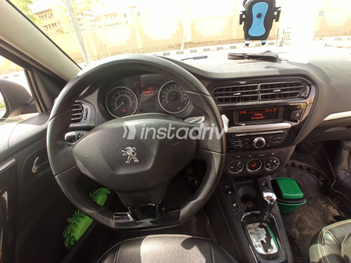 Peugeot 301 2015 Brown Automatic Used for Sale in Greater Cairo ( Cairo + Giza) - 5