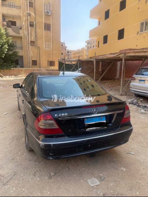 Mercedes E 280 2007 Black Automatic Used for Sale in Greater Cairo ( Cairo + Giza) - 3