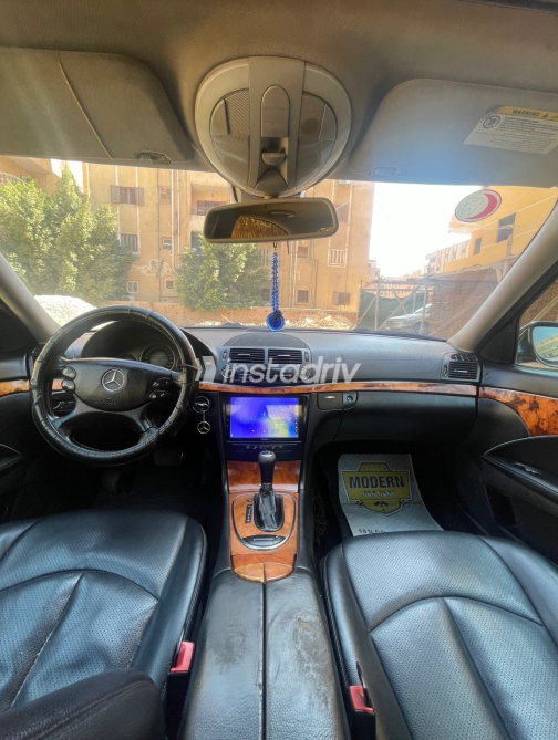 Mercedes E 280 2007 Black Automatic Used for Sale in Greater Cairo ( Cairo + Giza) - 6
