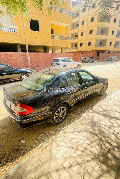 Mercedes E 280 2007 Black Automatic Used for Sale in Greater Cairo ( Cairo + Giza) - 10