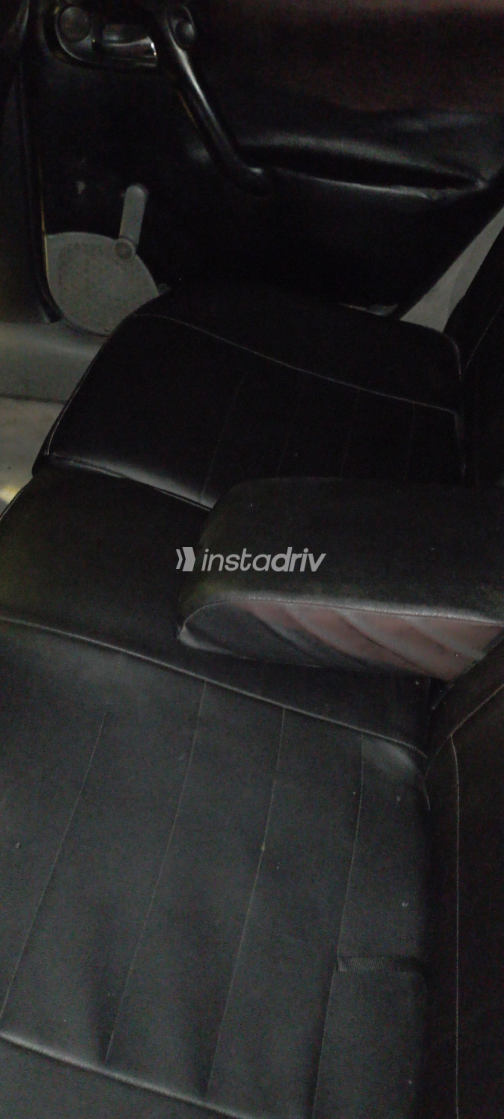 Opel Vectra 2001 Black Automatic Used for Sale in Greater Cairo ( Cairo + Giza) - 8