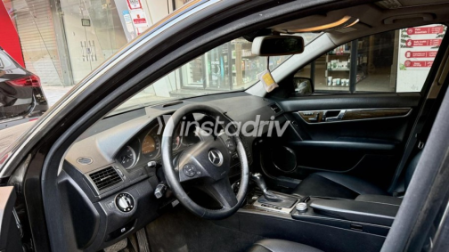 Mercedes C 250 2010 Black Automatic Used for Sale in Mohandessin - 4