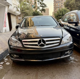 Mercedes C 250 2010 Black Automatic Used for Sale in Mohandessin