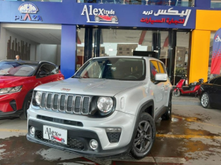 جيب رينيجيد 2021 فضي أوتوماتيك مستعملة للبيع في مدينة نصر