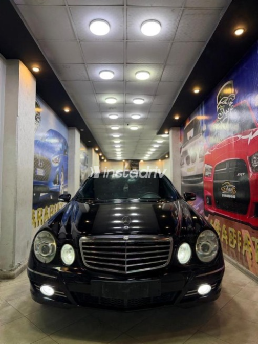 Mercedes E 200 2006 Black Automatic Used for Sale in El Mahalla - 2