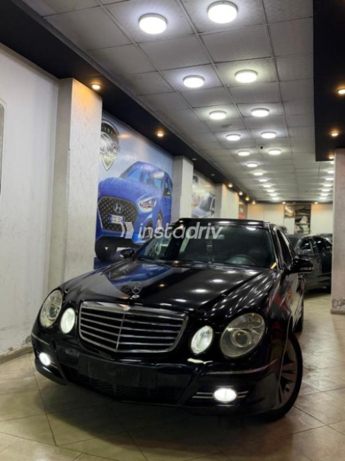 Mercedes E 200 2006 Black Automatic Used for Sale in El Mahalla - 9