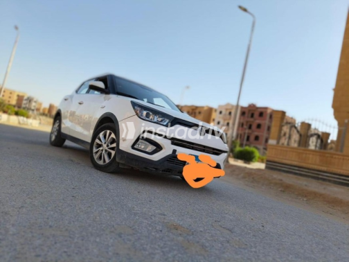 سانج يونج تيفولى 2019 أبيض أوتوماتيك مستعملة للبيع في العاشر من رمضان - 2