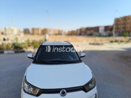 سانج يونج تيفولى 2019 أبيض أوتوماتيك مستعملة للبيع في العاشر من رمضان - 8