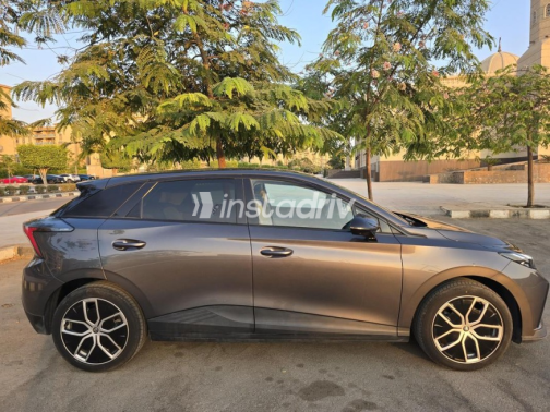 MG MG 4 2025 Dark Gray Automatic Used for Sale in Greater Cairo ( Cairo + Giza) - 4