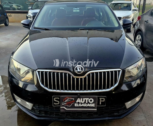 Skoda Octavia 2016 Black Automatic Used for Sale in El Mahalla - 1