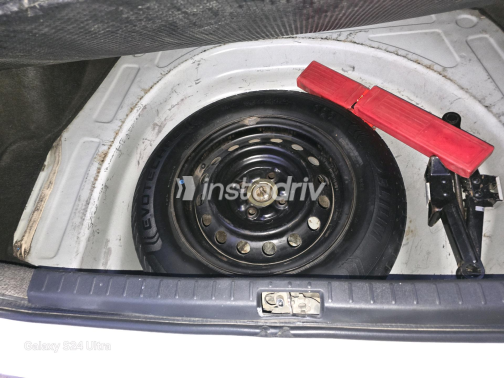 Toyota Corolla 2003 White Manual Used for Sale in Greater Cairo ( Cairo + Giza) - 5